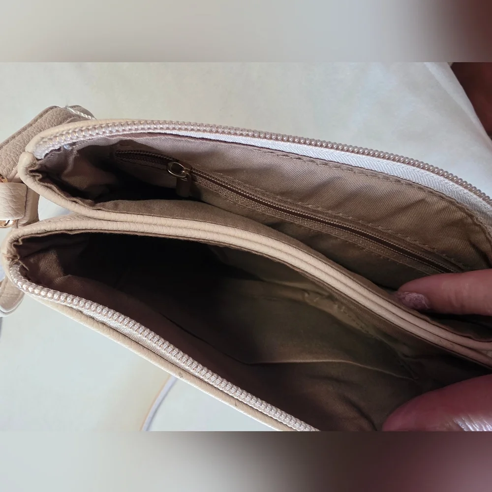 Fashion Designer Bag 9 X 8 Cream Crossbody ShoulderPurse - Picture 5 of 5
